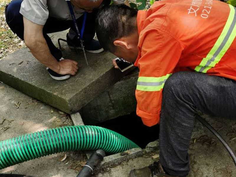 福州化粪池清理:免费上门勘察:清掏污水阴井